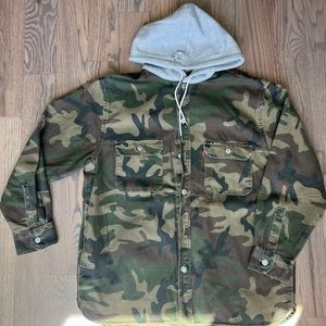 Levi’s Camo hoodie jacket